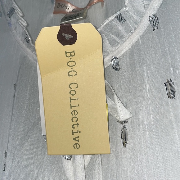 NWT B.O.G. Collective Shear White Long Sleeve Blouse Size Medium - Picture 4 of 5